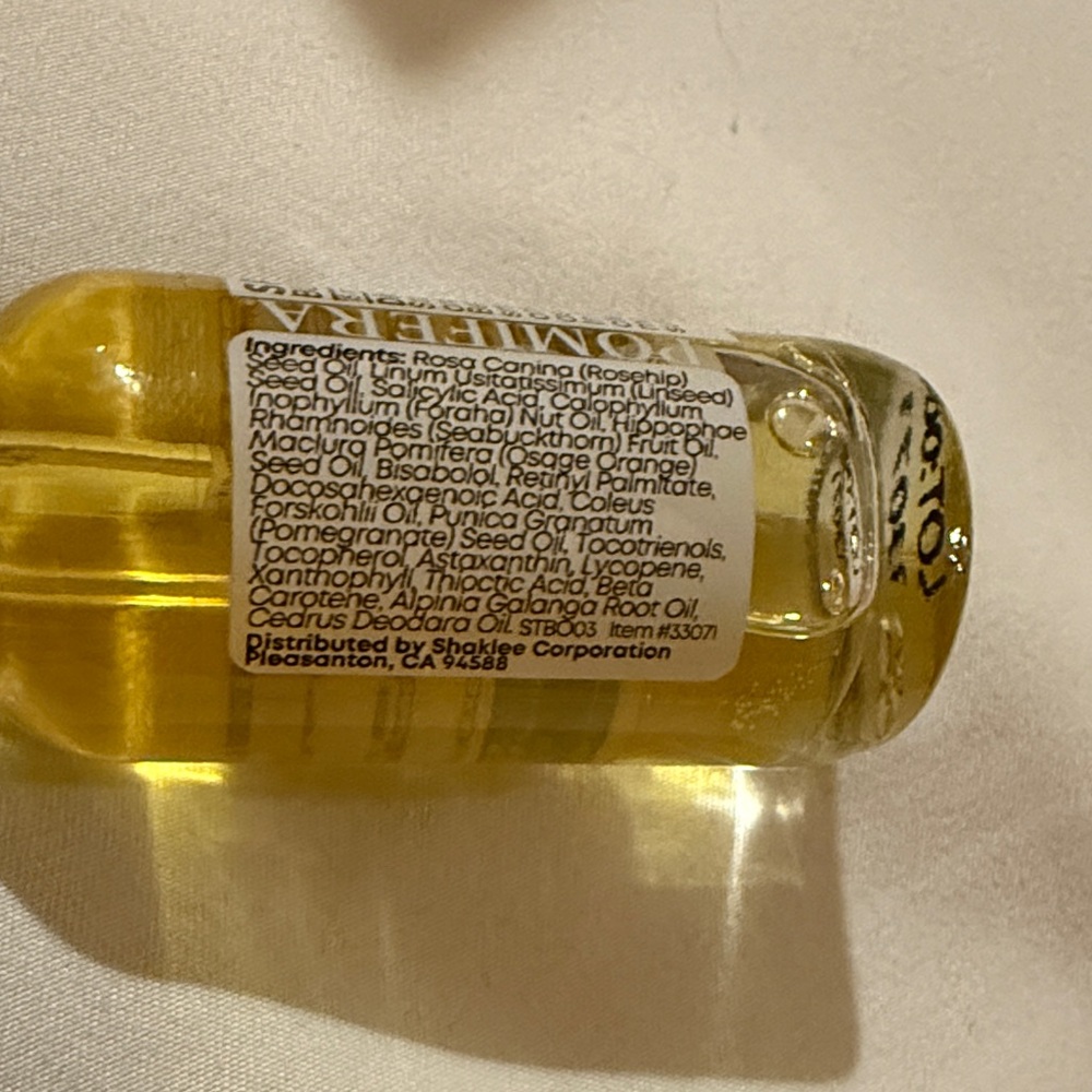 Pomifera Spot Treat Blemish Oil - Treatment Oil NWT - Picture 4 of 5